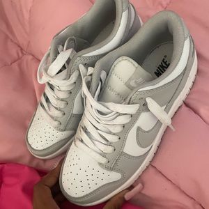 Grey nike dunk